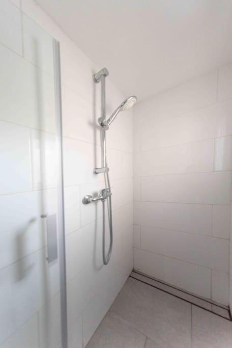 Apartamento Studio Milana Bruselas Exterior foto
