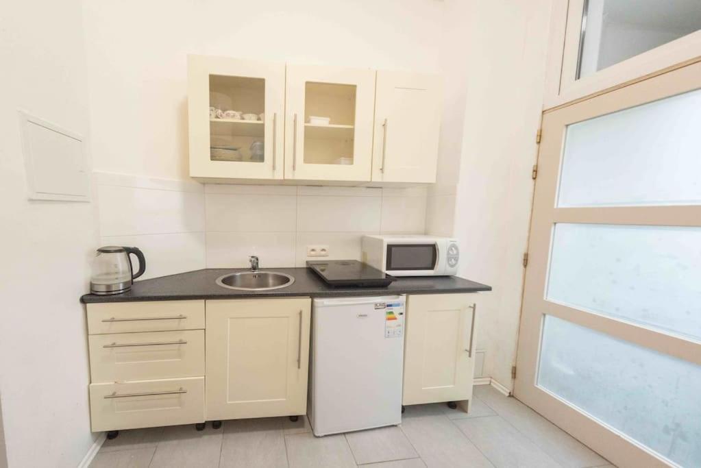 Apartamento Studio Milana Bruselas Exterior foto
